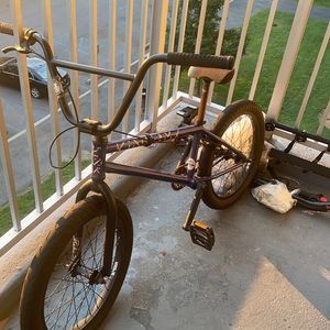 KINK BMX FREESTYLE BMX BIKE